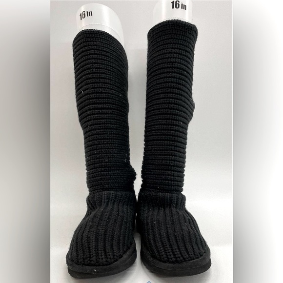 UGG Classic Cardy Wool Knit Mid-calf Botton Boots, Black, size 6 Women’s - Picture 2 of 9
